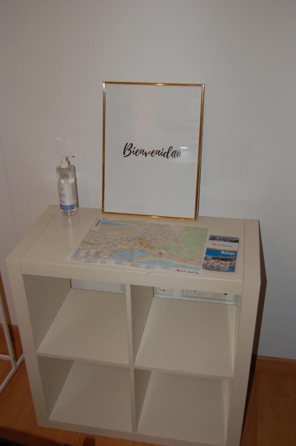 Appartement Amplio Estudio En Centro Y Playa Victoria 13 à Málaga Extérieur photo